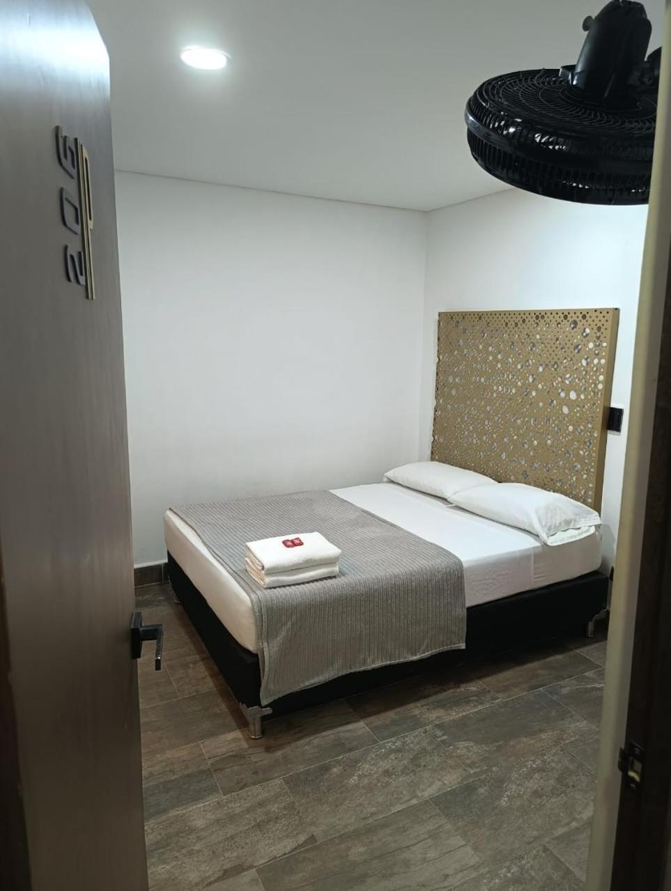 Hotel Prestige Medellín Dış mekan fotoğraf
