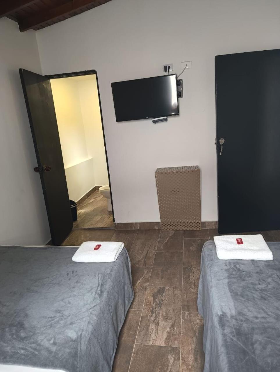 Hotel Prestige Medellín Dış mekan fotoğraf